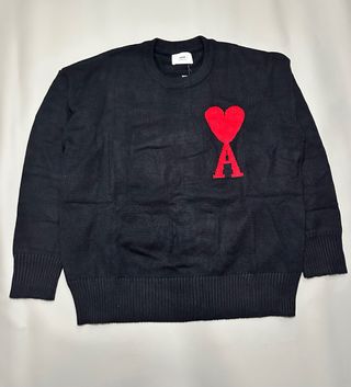 Ami Paris Suéter Preto Coração Vermelho