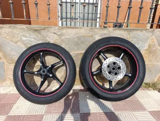 ‼️Oferta‼️Pareja Llantas Yamaha R6 2006 en adelant