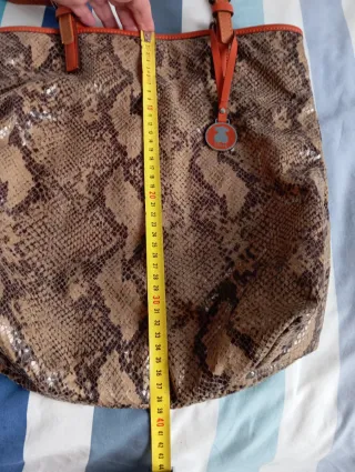 Bolso Tous auténtico estampado piel serpiente