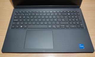 Portátil Dell Vostro 3510. 15'6p. FULLHD 8 GB RAM