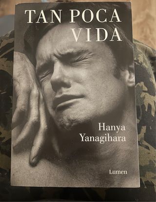 Libro Tan poca vida