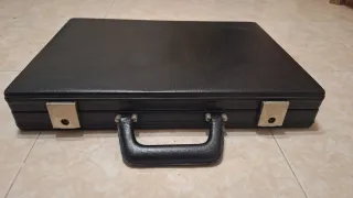 Maletín antiguo piel negro