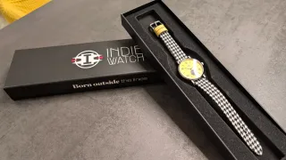 Reloj Kayseri Cuarzo Amarillo