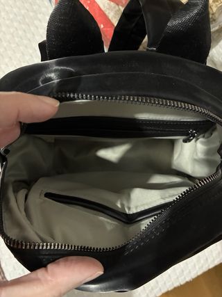 Mochila Pepe Moli Negra Brillante