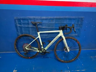 Megamo Silk AXS 05 talla M Mejorada (2024)