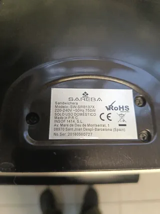 Parrilla Sandwichera Eléctrica