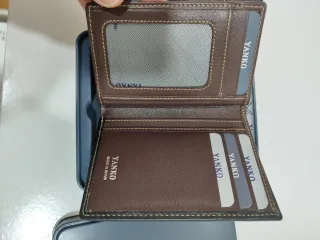 Cartera de piel Yanko