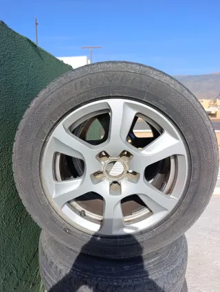 5 Llantas Audi r16