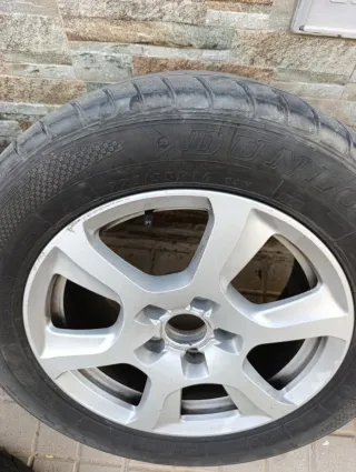 5 Llantas Audi r16