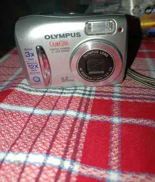 Cámara Olympus Camedia C-370 Zoom
