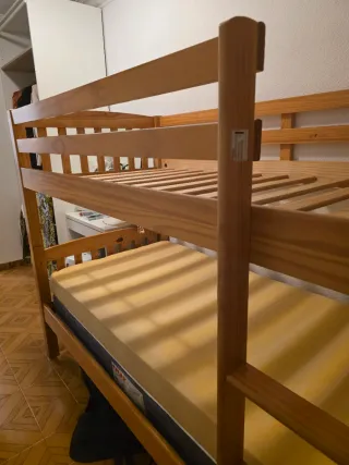 Litera triple de madera