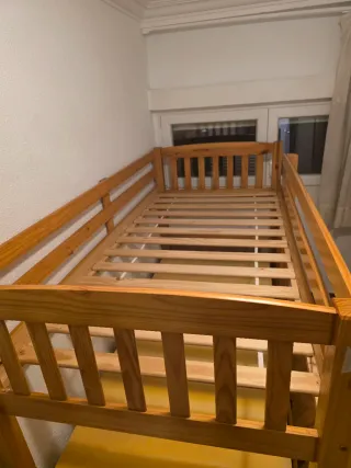 Litera triple de madera