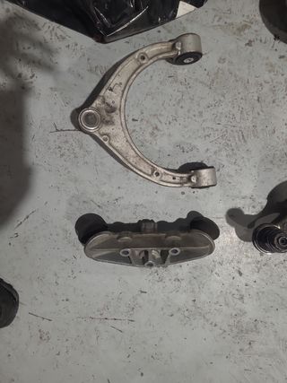 Brazo Suspensión Porsche Cayenne GTS Derecho