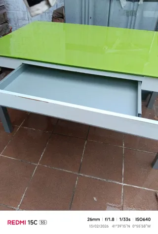 Mesa cristal verde pistacho