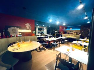 R-7939716 Traspaso Bar Restaurante en Eixample Bcn