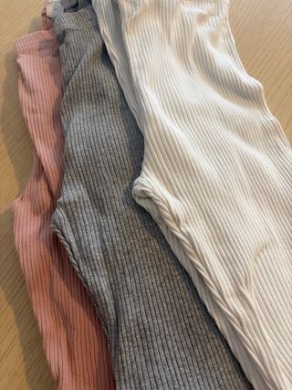 Pack 3 leggings niña de color blanco, rosa y gris