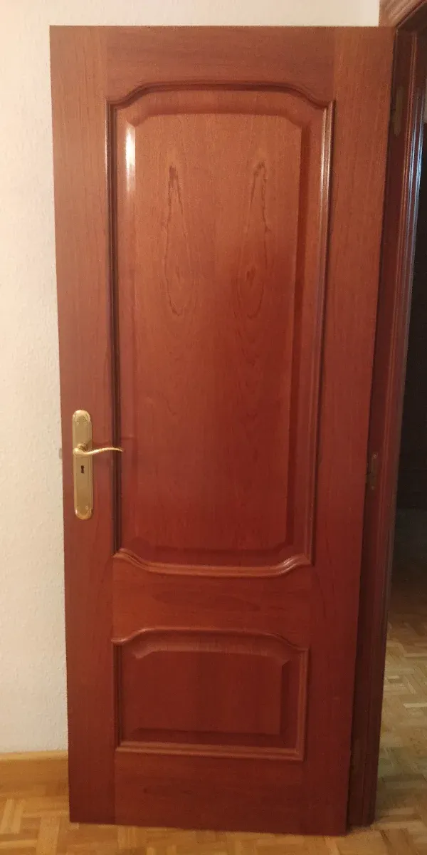 7 Puertas madera maciza en Salamanca
