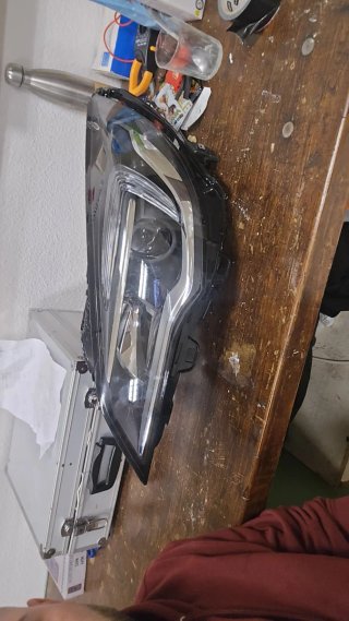 Faro Opel Astra