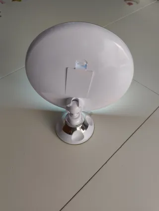 Espejo de aumento plateado y blanco