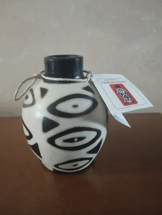 Vasetto in ceramica decorato