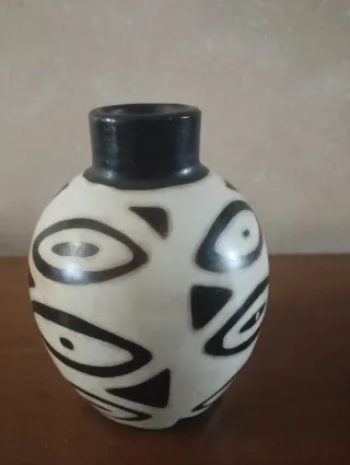 Vasetto in ceramica decorato