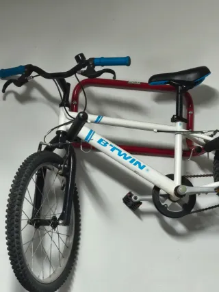 Bicicleta Btwin 20 Blanca y Azul