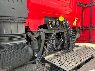 IVECO 480 AUTOMATICO CON INTARDER