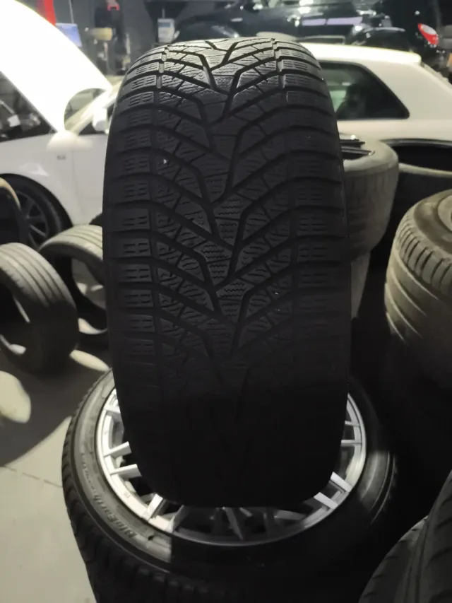 Llantas Axe Ex20 8,5x20 ET35 5x120 + Neumáticos