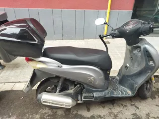 Honda PS 125 Plata