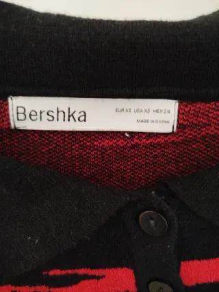 Jersey Bershka rayas negro y rojo talla XS