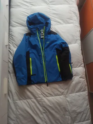 Cazadora de esquí Wedze azul y negra