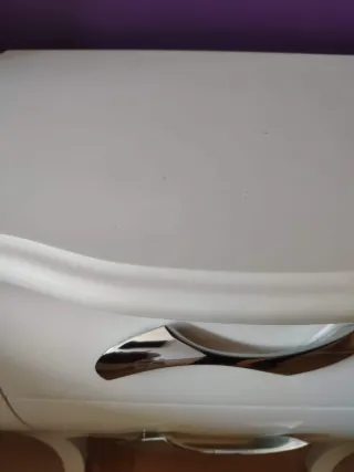 2 Mesitas de noche y Cómoda vintage blanca