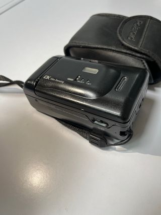 CÁMARA POLAROID 35 mm AF + DATEBACK –