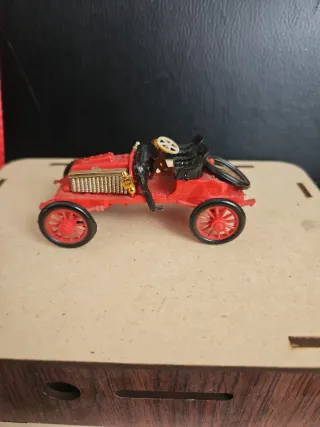 Coche de Juguete Antiguo Rojo