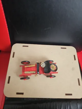 Coche de Juguete Antiguo Rojo