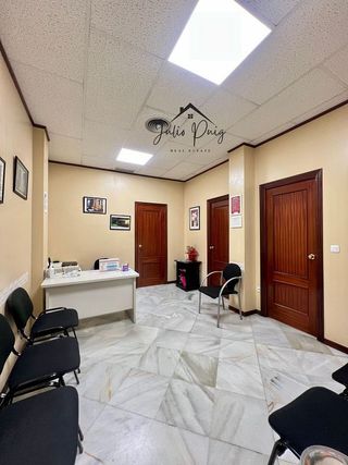 Local comercial en venta en Coria del Río