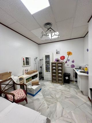 Local comercial en venta en Coria del Río