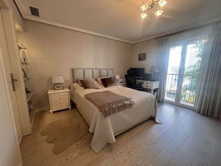 Casa adosada en alquiler en Playa de la Fontanilla en Marbella