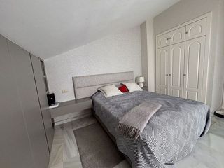 Casa adosada en alquiler en Playa de la Fontanilla en Marbella