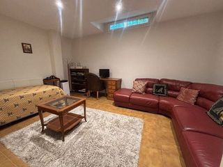 Casa adosada en alquiler en Playa de la Fontanilla en Marbella