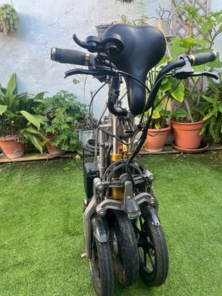 Patinete eléctrico IGe Q10 con silla