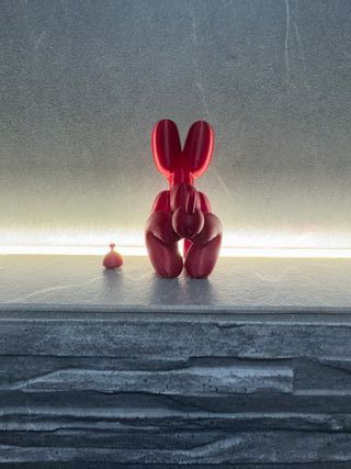 Cane palloncino rosso