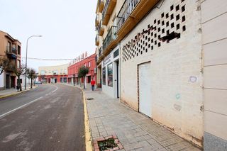 Local comercial en venta en Montijo