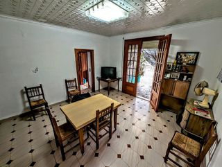 Casa adosada en venta en Monserrat
