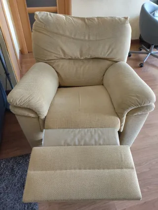 Sillón mecedora, reclinable y giratorio