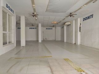 Local comercial en venta en Sanlúcar la Mayor
