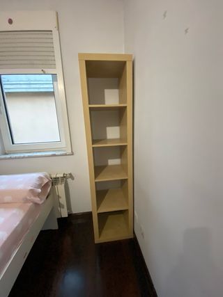 Estantería Ikea madera beige