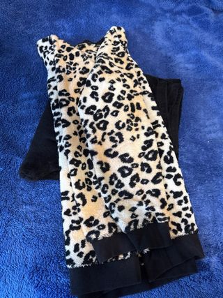 Pijama Leopardo Beige y Negro