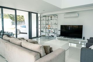 Chalet en alquiler en Los Naranjos - Las Brisas en Marbella