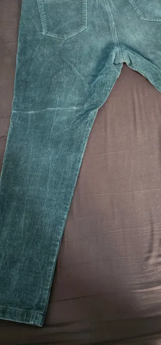 Pantaloni a coste vintage